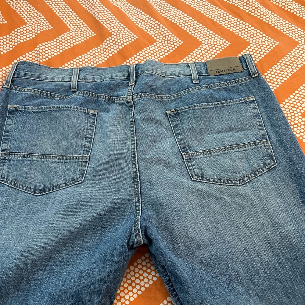 Men’s Nautica Relaxed Fit jeans 42x32
